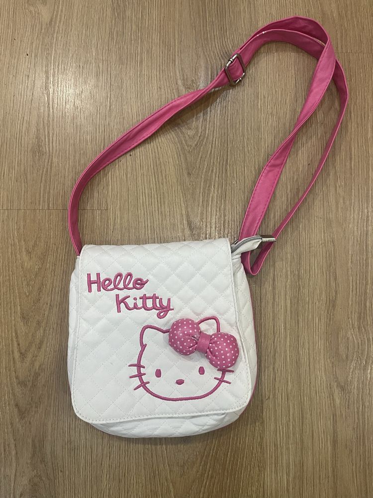 Сумочки та рюкзачки для дівчинки Hello Kitty ,TY Gear та інші