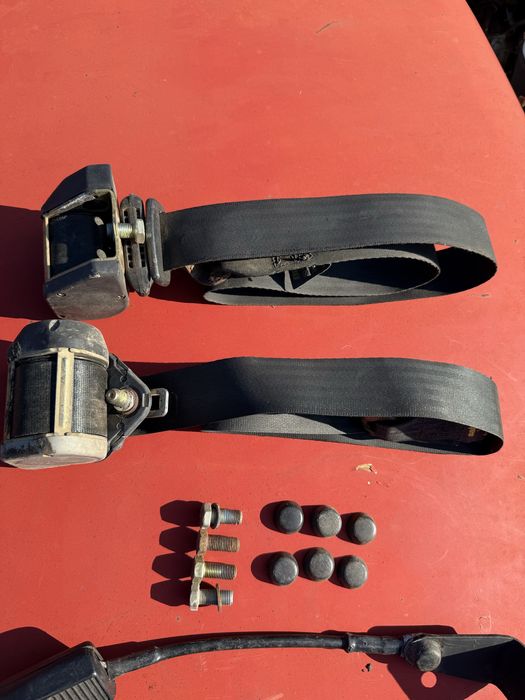 Pasy bezpieczenstwa Fiat 126p el przod