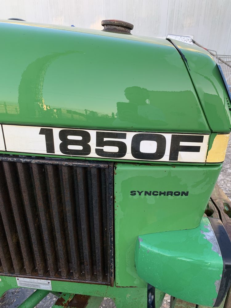 Trator Johm Deere 1850 F