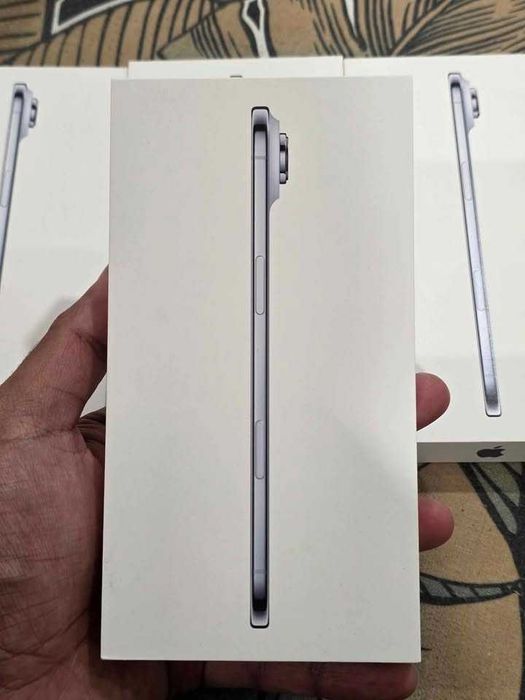 iPhone 17 Air - 256 GB - Original - Novo - Selado (Apenas 3 unidades)