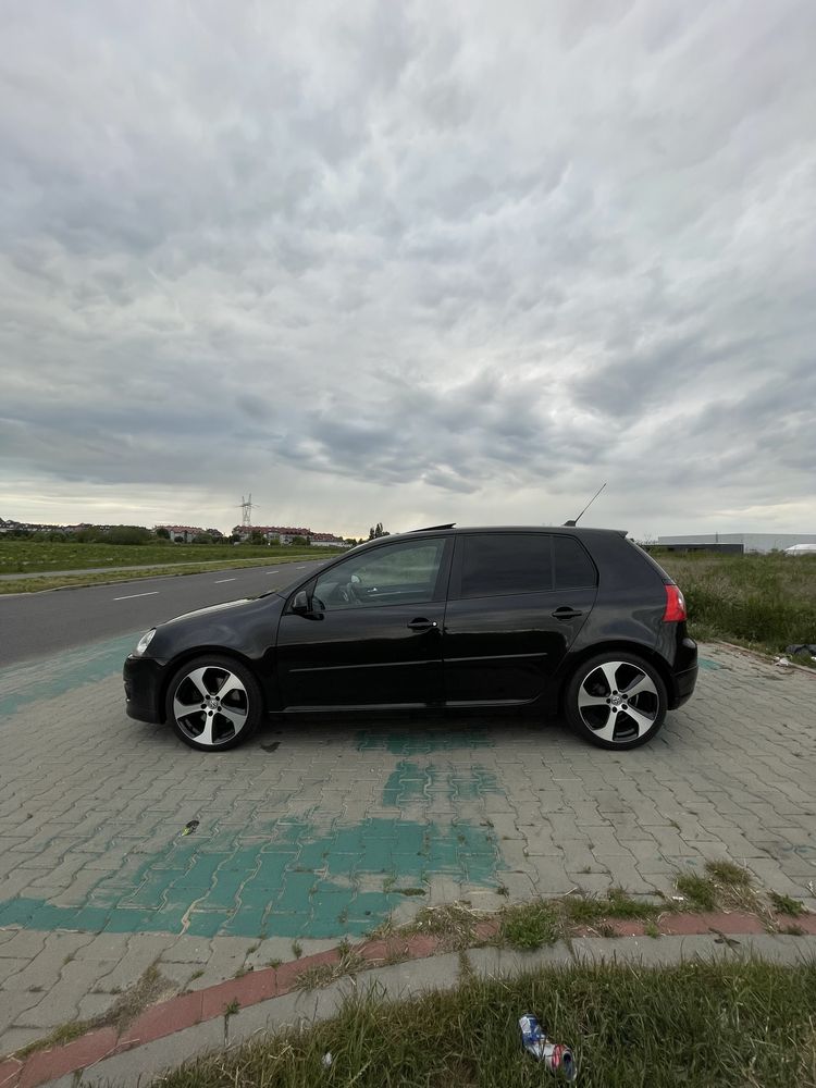 Golf 5 2.0TDI R-line WEBASTO