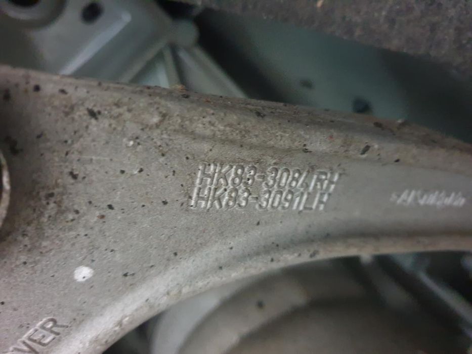 Braço de suspensão frente esquerdo JAGUAR I-Pace (X590)