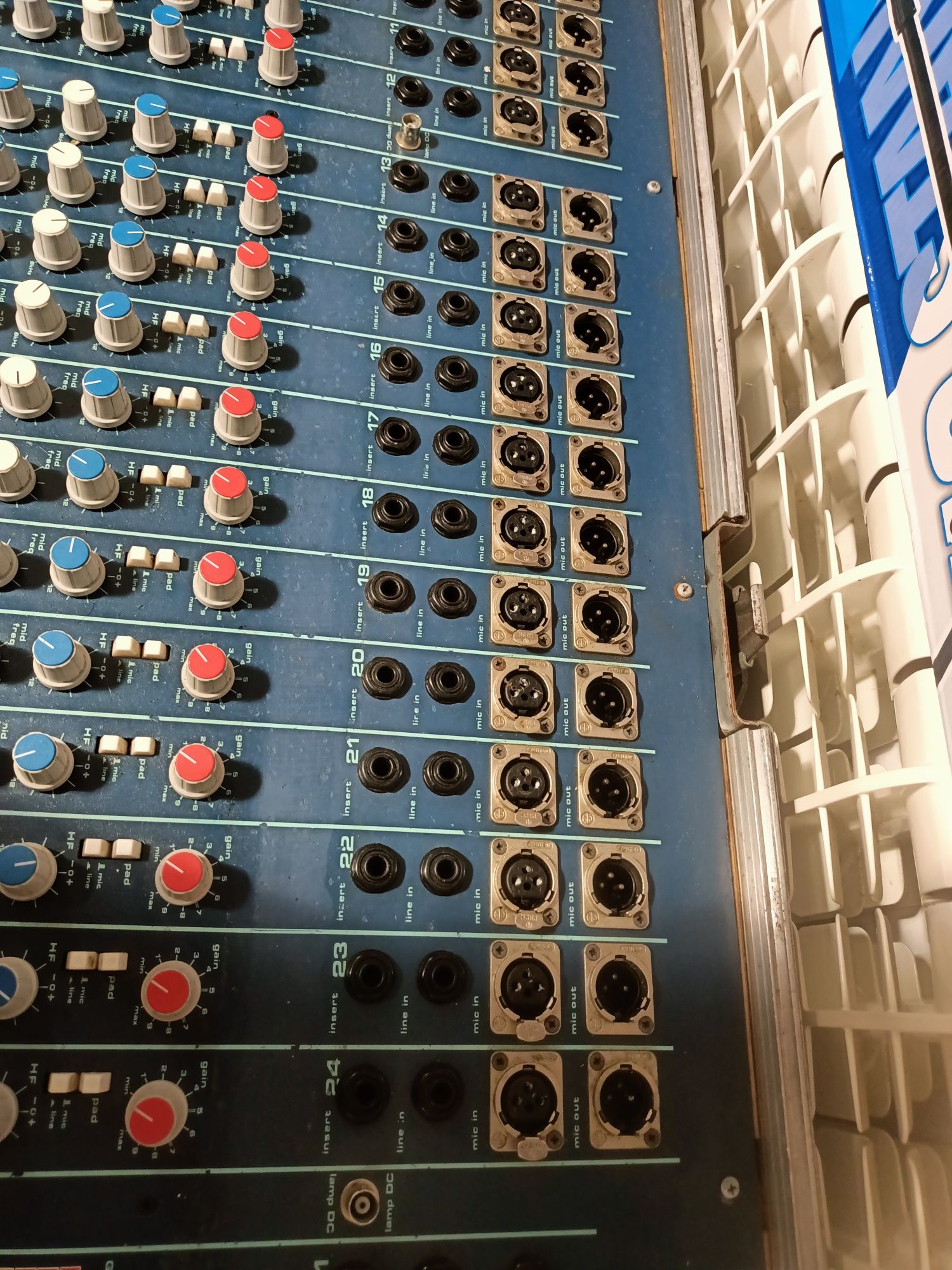 Mixer monitorowy AHB SRM 24B klasyk ideał