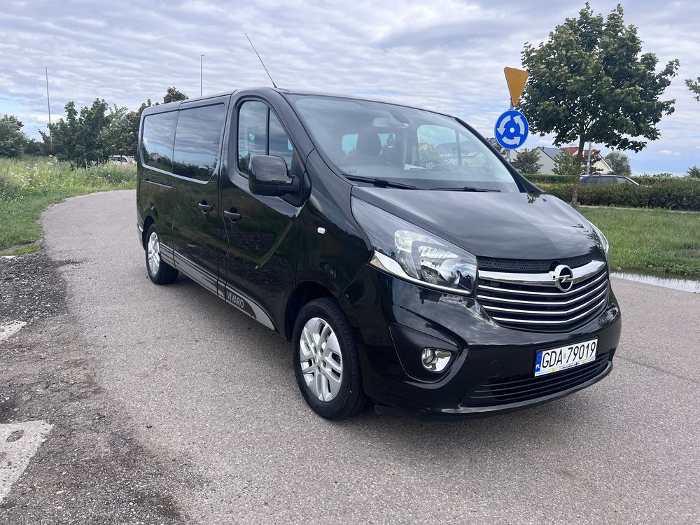 Wynajem Opel Vivaro 2017 - 9-osobowy long