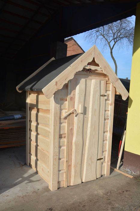 Toaleta drewniana ogrodowa WC na działkę ROD budowę wychodek sławojka
