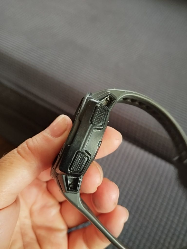 Годинник Garmin Instinct