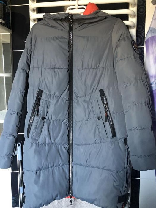 Тепла жіноча куртка