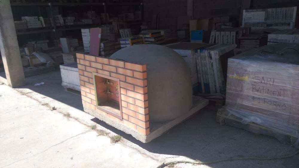 Forno a lenha para Leitão / Pão /pizza