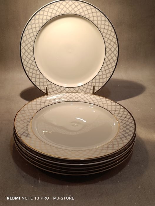 Komplet talerzy śniadaniowych