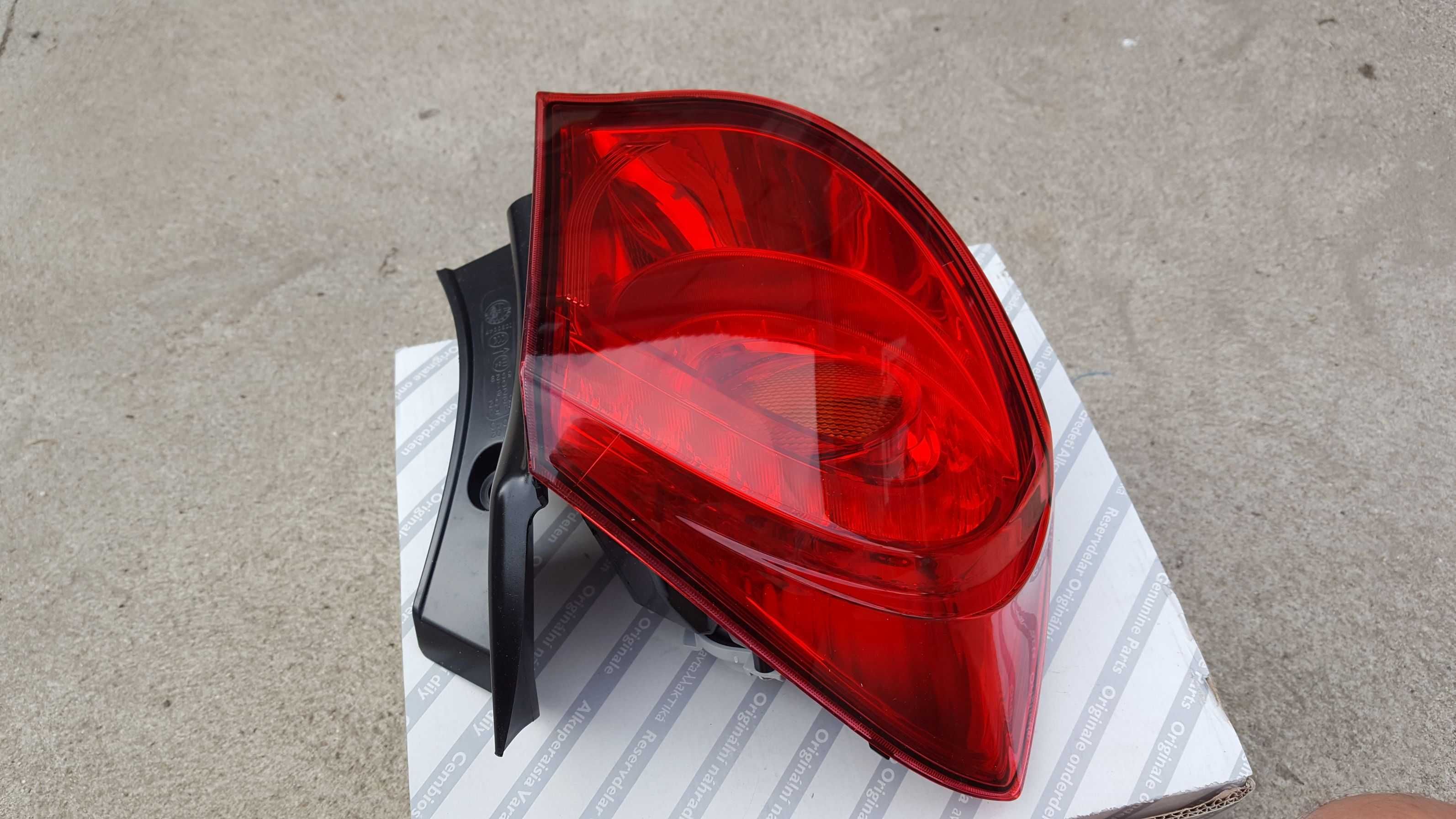 Lampa Lewa Giulietta Nowa OE Ricambi Originali Kompletna Alfa Romeo