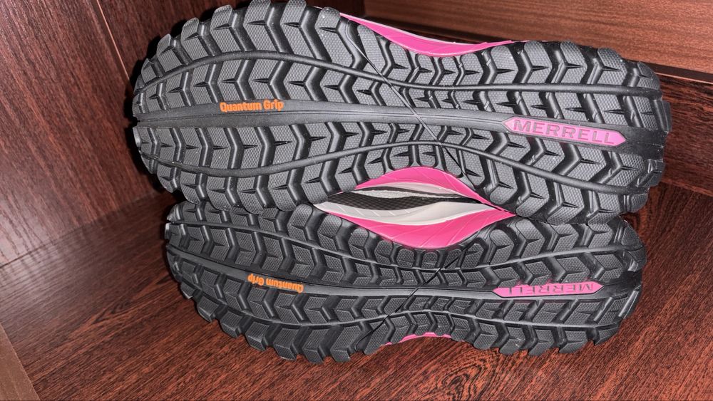 Жіночі кросівки Merrell Bravada 41 UA розмір