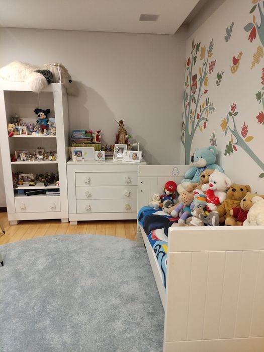 Mobília de quarto criança/bebé
