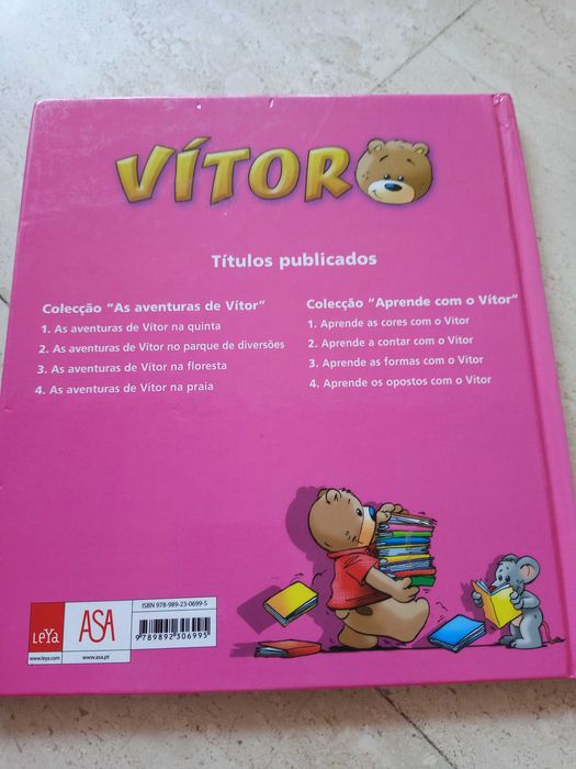 "As aventuras de Vítor no parque de diversões" edições Asa