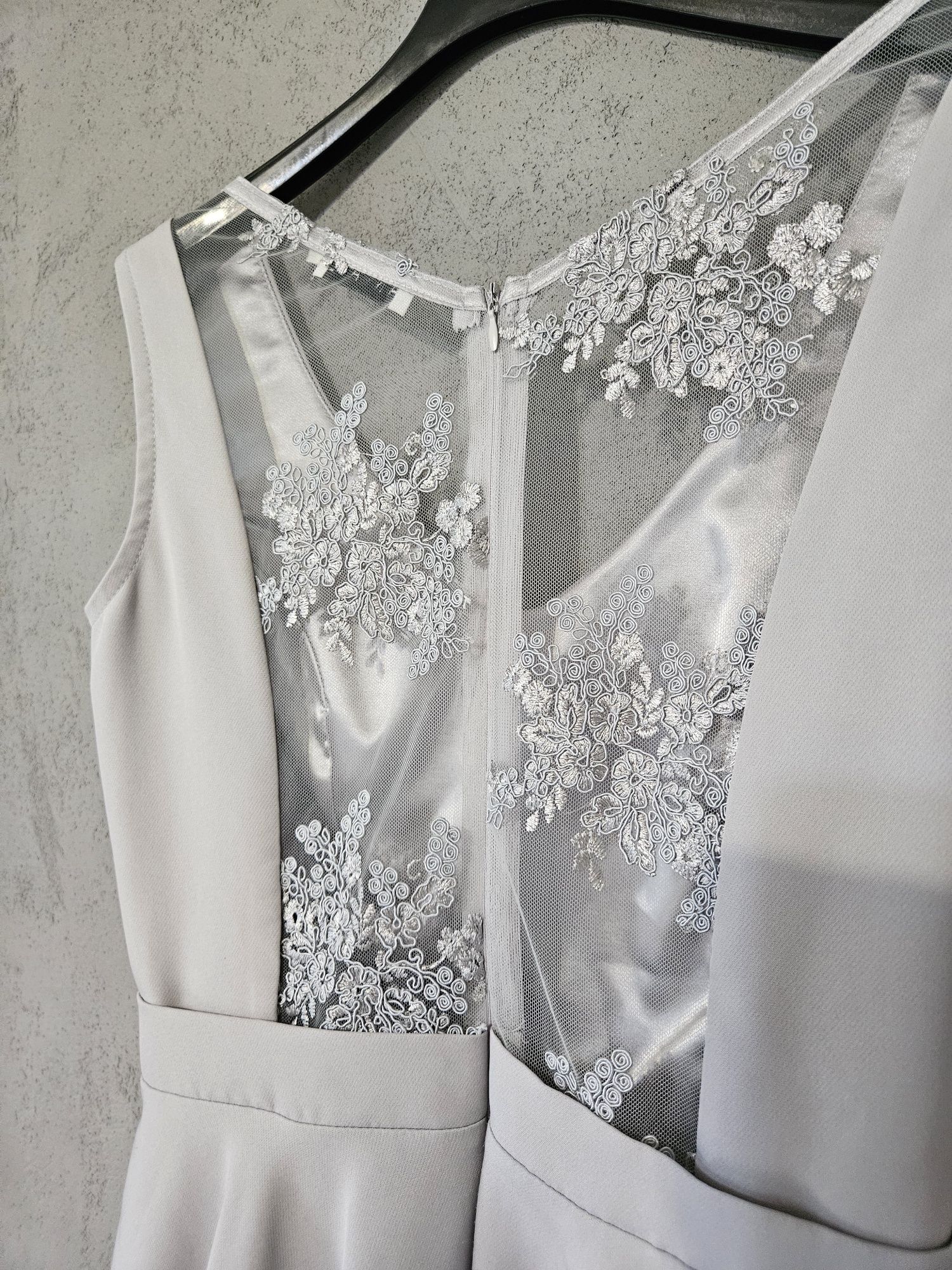 Szara sukienka elegancka imprezowa z halką