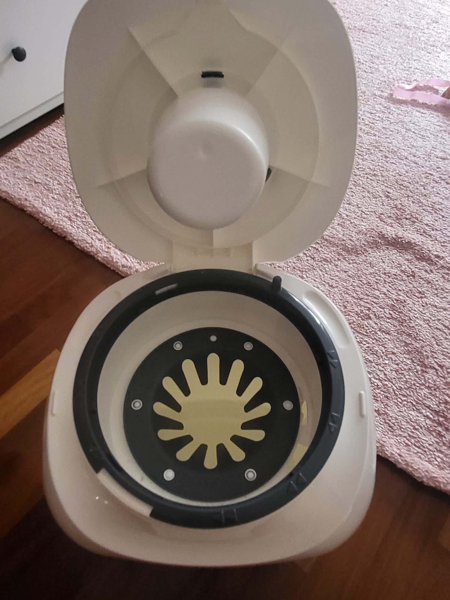 Caixote para fraldas