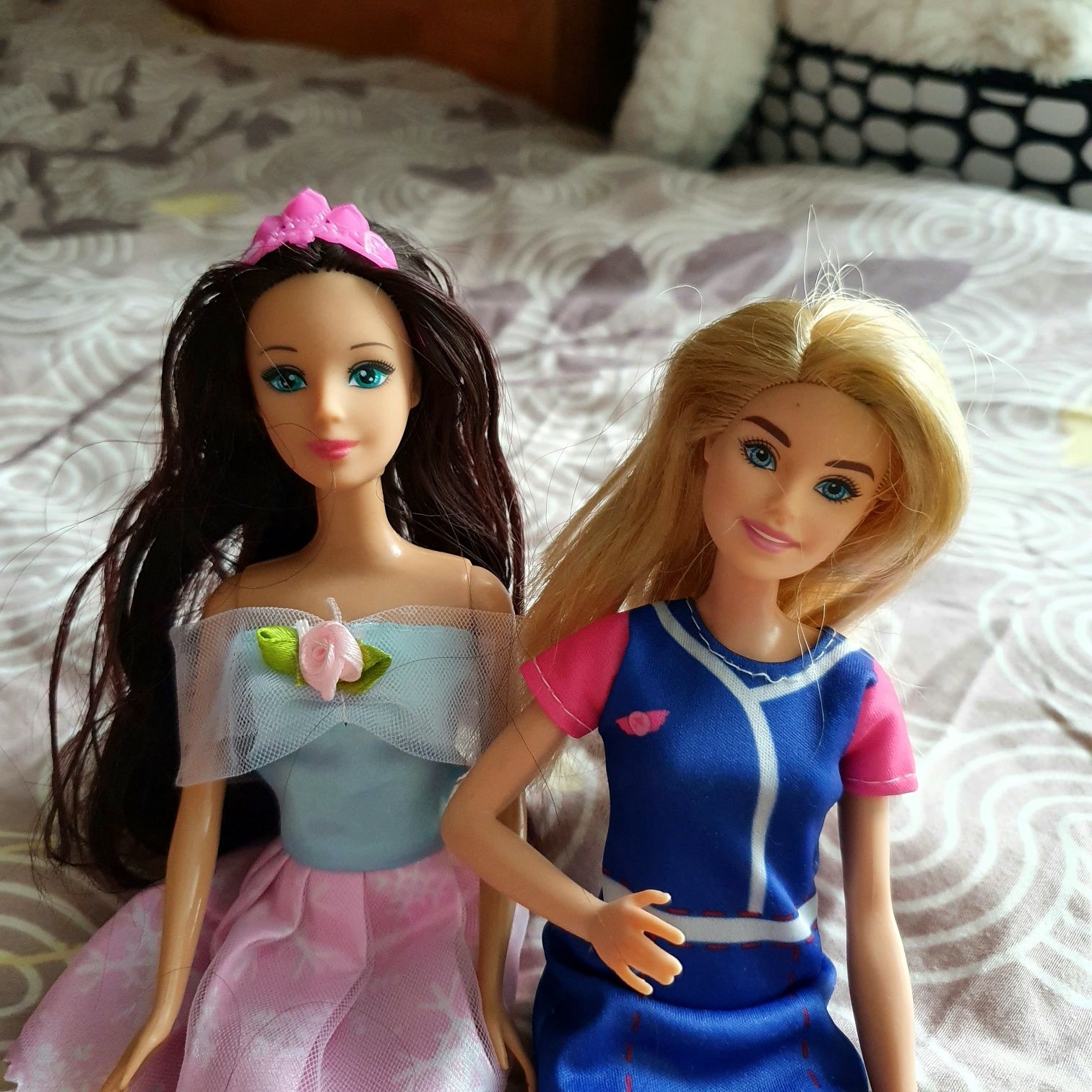 Dwie lalki  Barbie Firma Mattel Księżniczka  Gimnastyczka