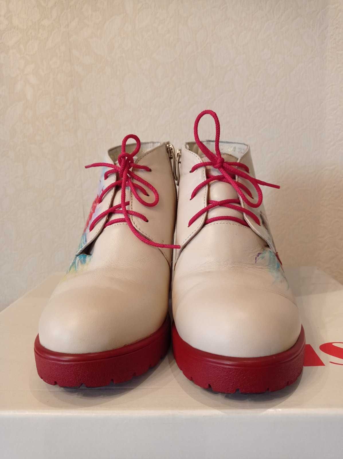 Женские дизайнерские ботинки, размер 39
