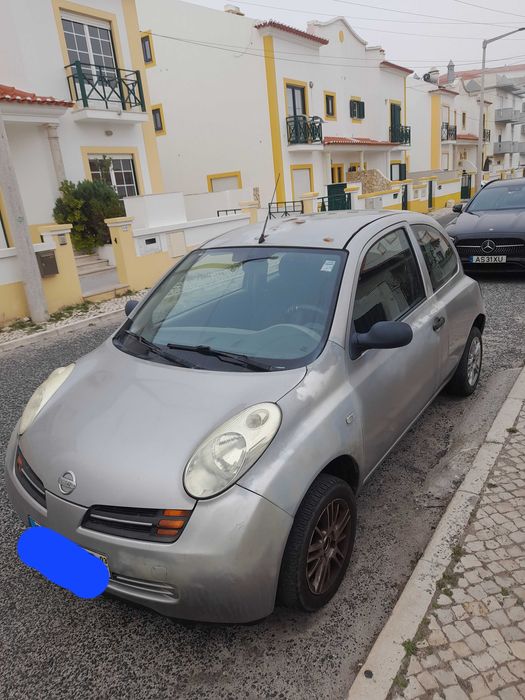 Nissan micra 700 €