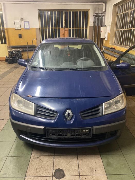 Кузов . Двері. Рено меган 2.