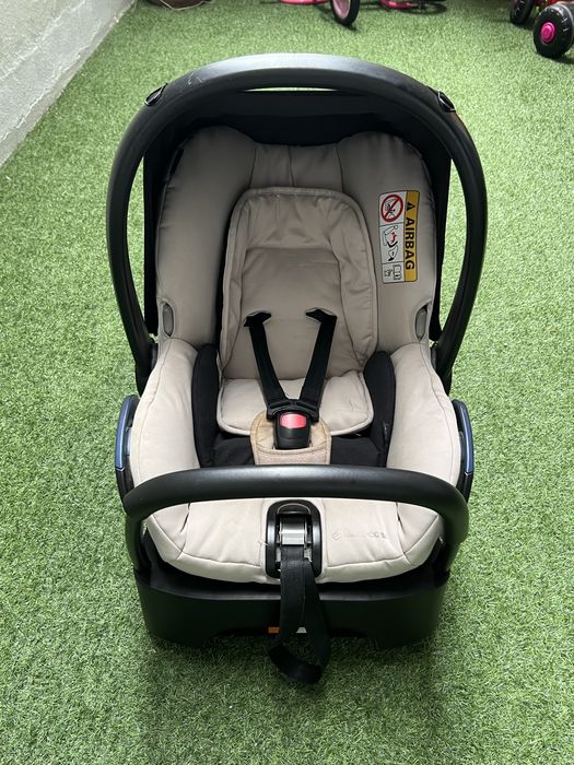 Babycoque Maxi-Cosi, com base para carro