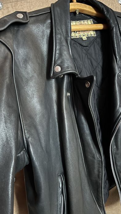 Шкіряна куртка вінтажна