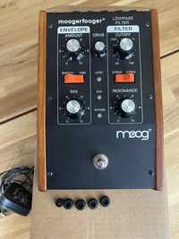 Efekt -  filtr Moog moogerfooger enveloper MF-101