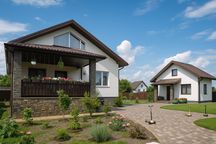 Продаж 2 будинків в мальовничому Свидівку з ремонтом та лазнею