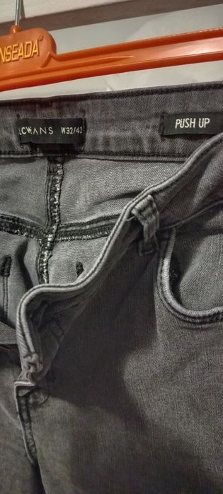 Штани жіночі. Легенси. Джинси