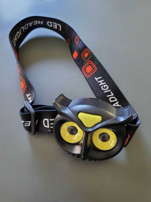 Налобний ліхтар на батарейках