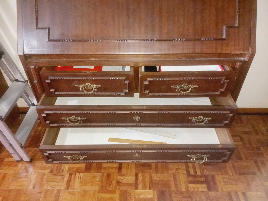 Secretária em madeira maciça Anos 80