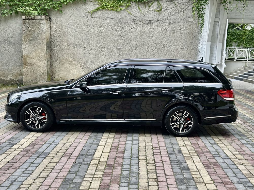 Продам W212,2016 рік.