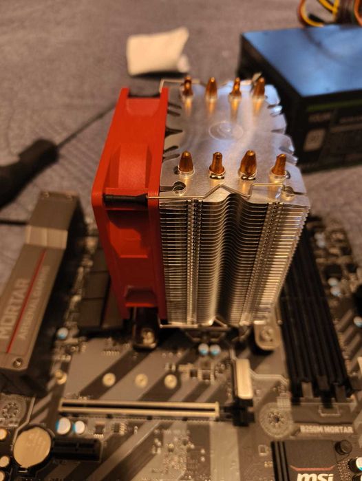 Componentes para montar torre completa / Monitor