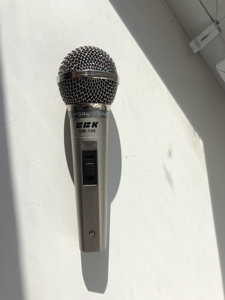 Микрофон ВВК для караоке