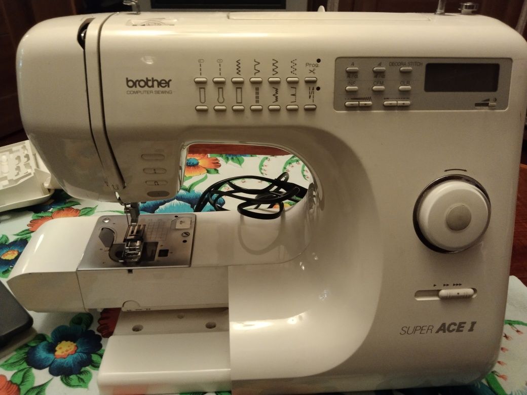 Швейная машина Brother computer sewing, super ase 1.