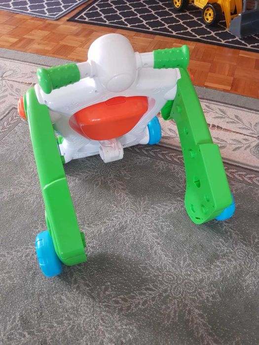 chodzik pchacz jezdzik balkonik do nauki 3 w 1 prawie nowy