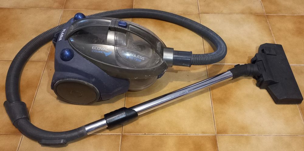 Aspirador com boa aspiração - não necessita saco