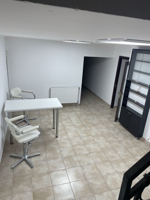 Здається в оренду комерційне приміщення у м. Коломия площа 68 кв.м