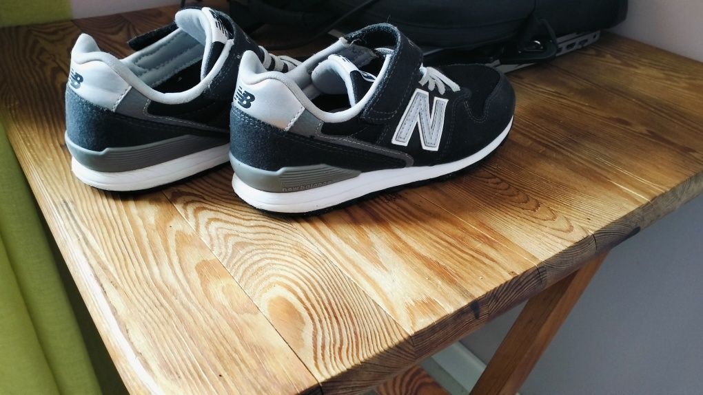 Buty new balance róż 34.5