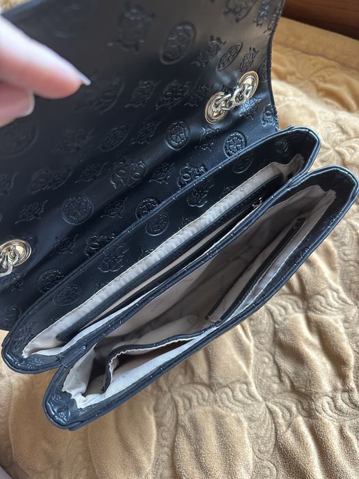 Сумка Guess чорна