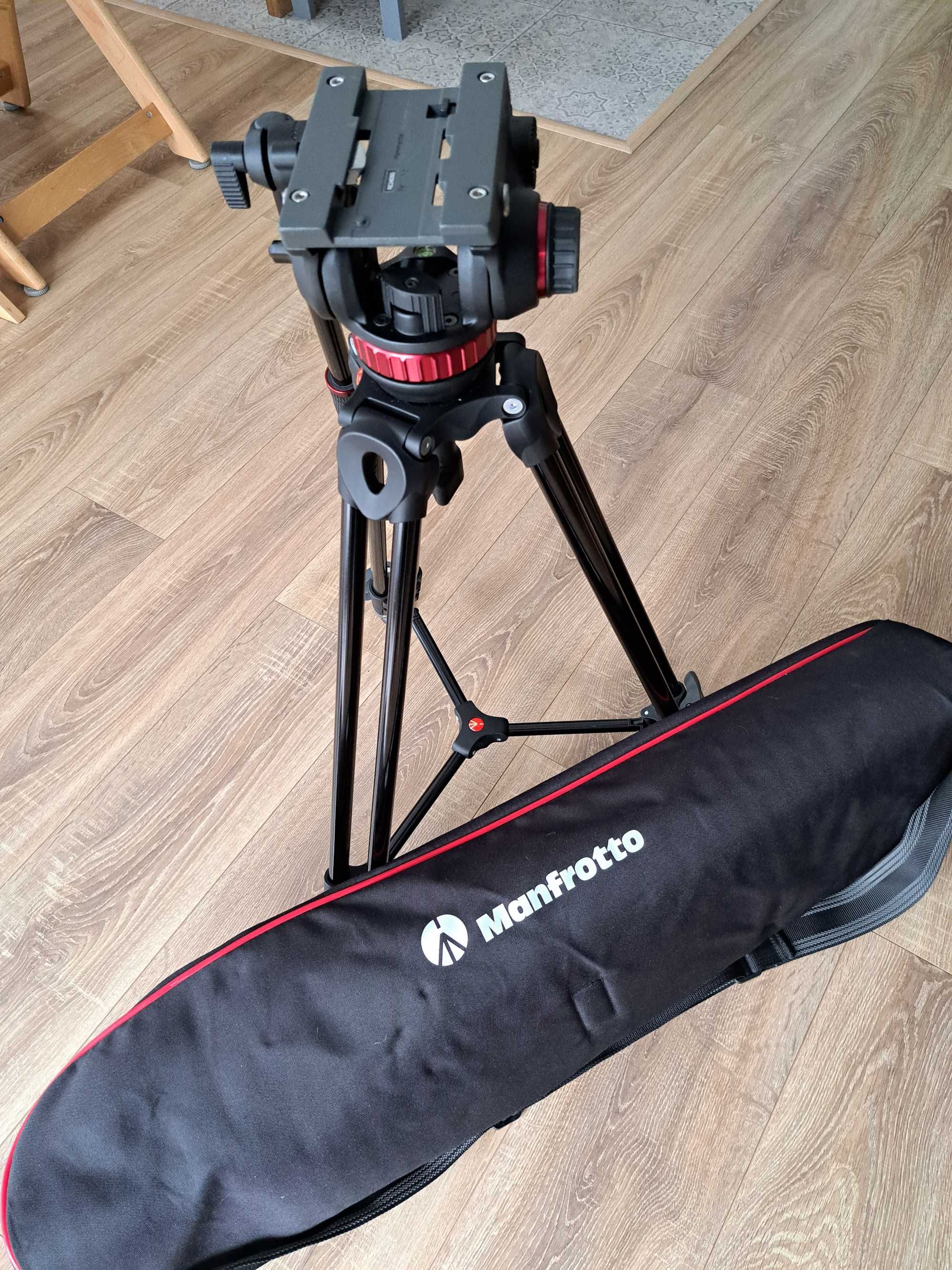 Statyw Manfrotto MVT 502AM + głowica MVH 502A - jak nowy