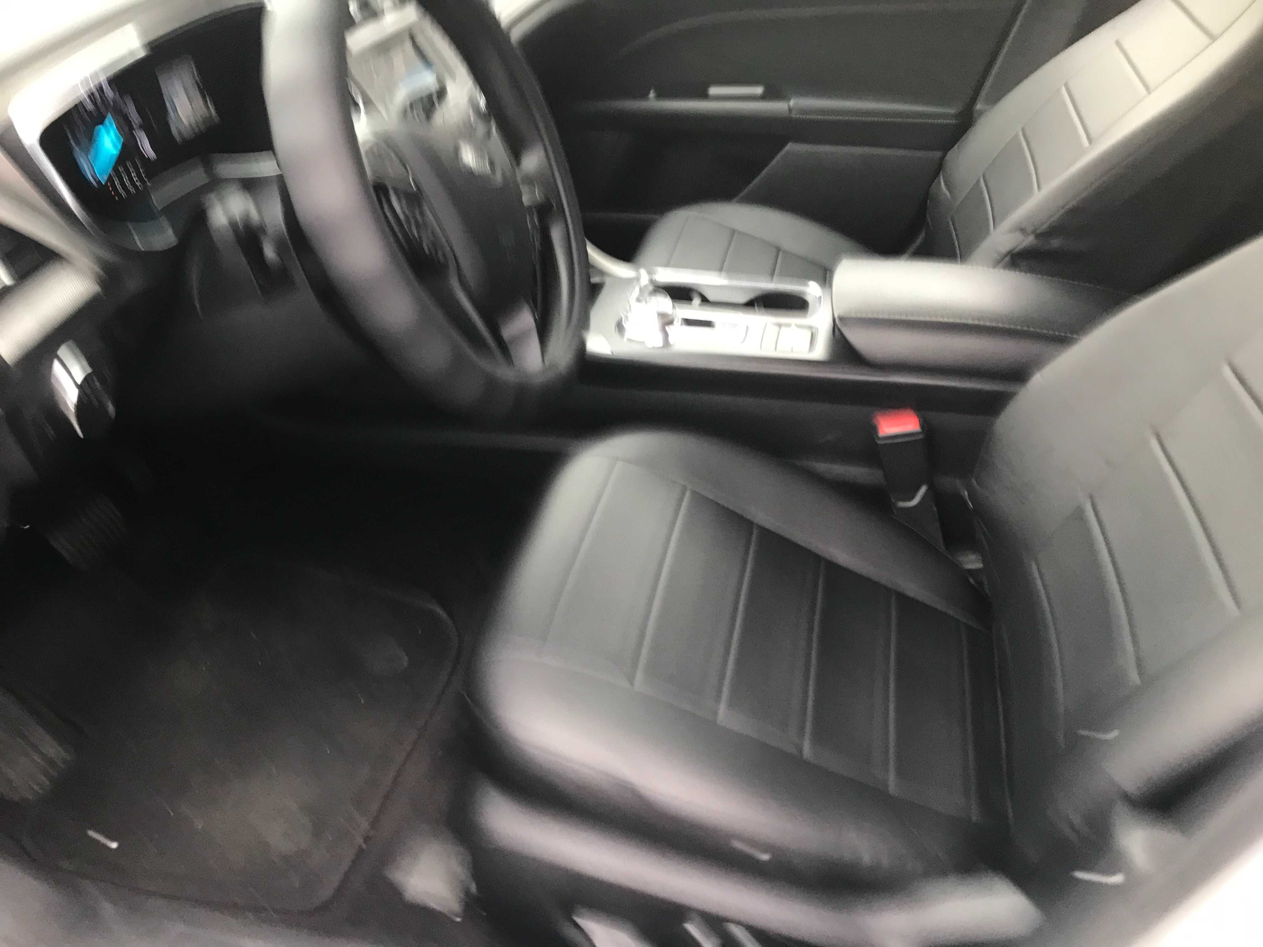 Аренда авто 4500 Пассат Джета оренда работа в такси Fusion Hybrid