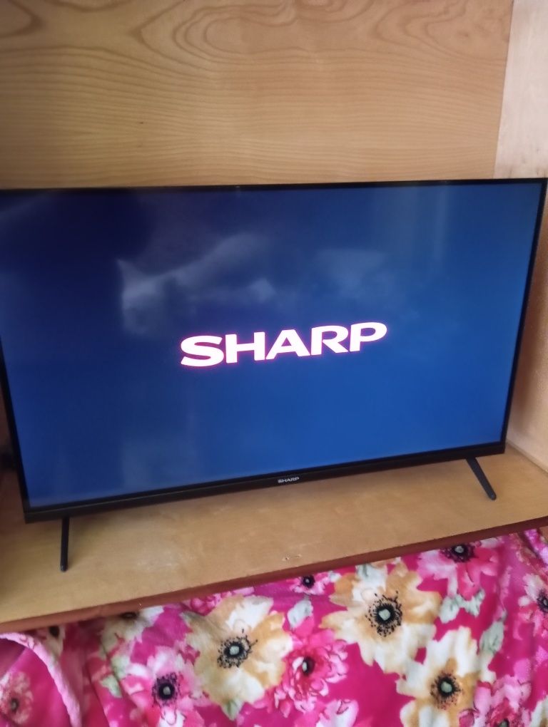Telewizor Sharp 32 cale nowy