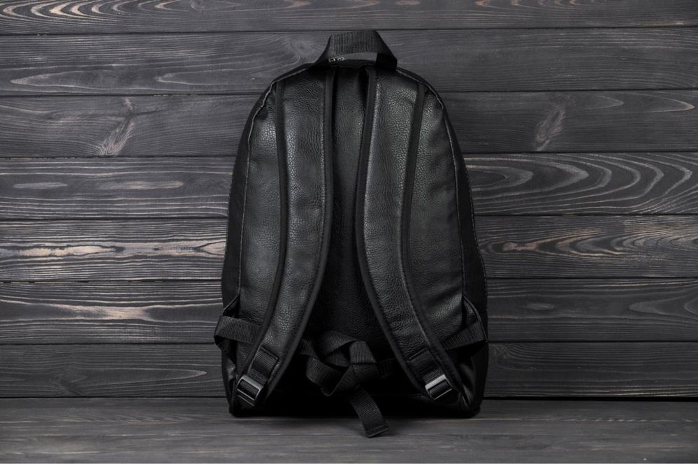 Чорний міський рюкзак Puma з екошкіри. Рюкзак черный кожаный городской