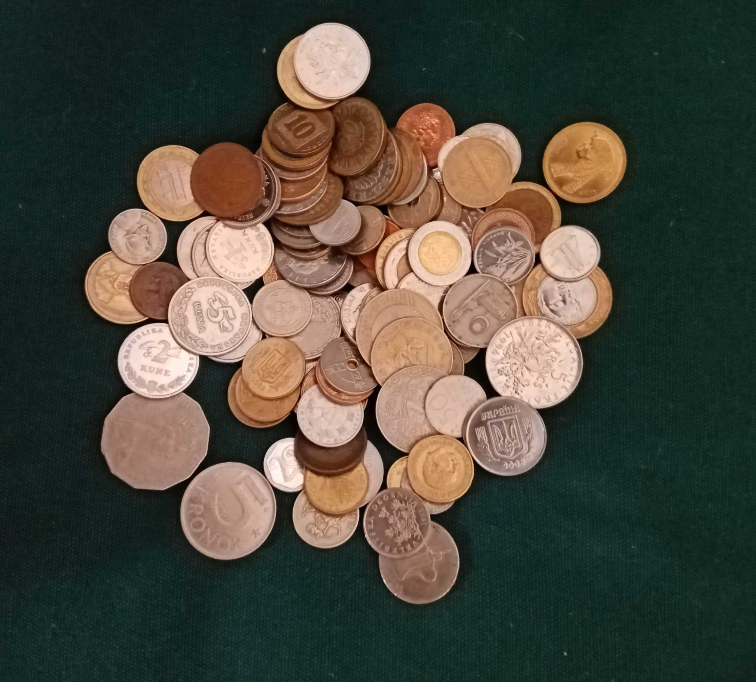 monety świata - zbiór ponad 100 monet, dla kolekcjonerów
