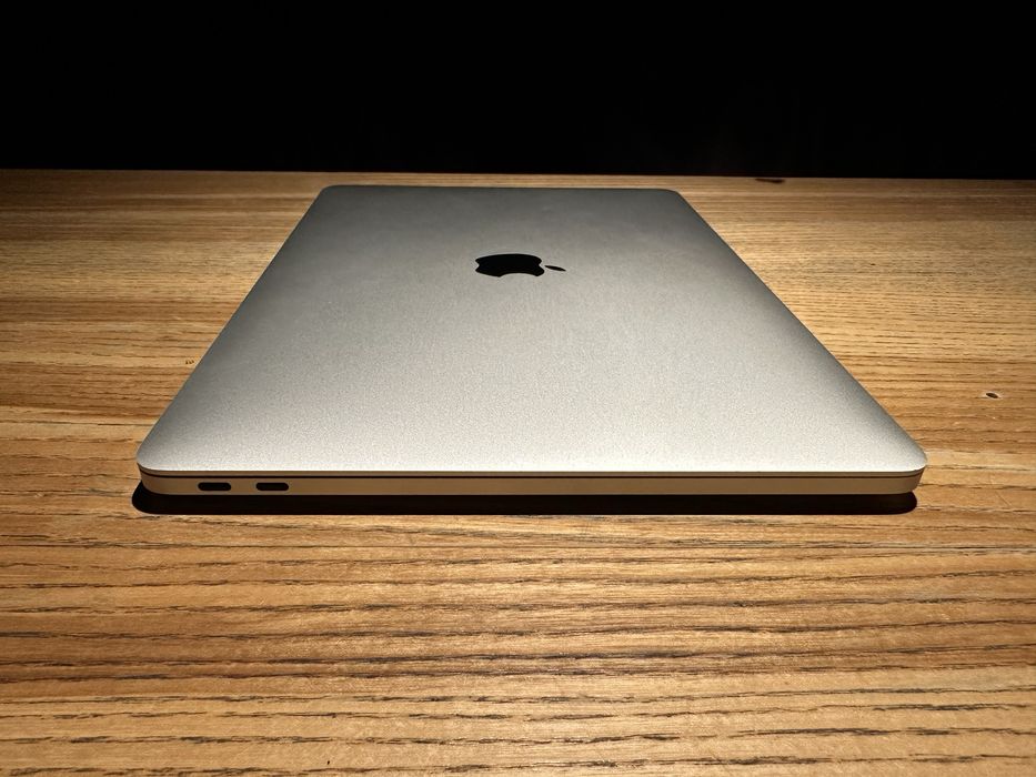 MacBook Pro 2017 i5 8/128