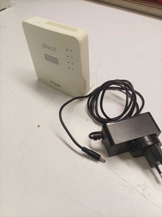 Router D-Link DWR-921E