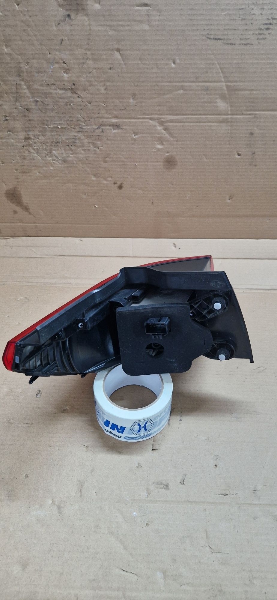 Lampa tyl tylna prawa vw t7 multivan