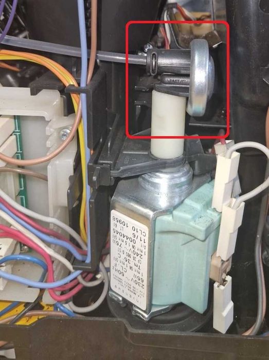 Tłumik pulsacyjny pompy wody CP3A 59504 Jura AEG Krups Siemens Bosch