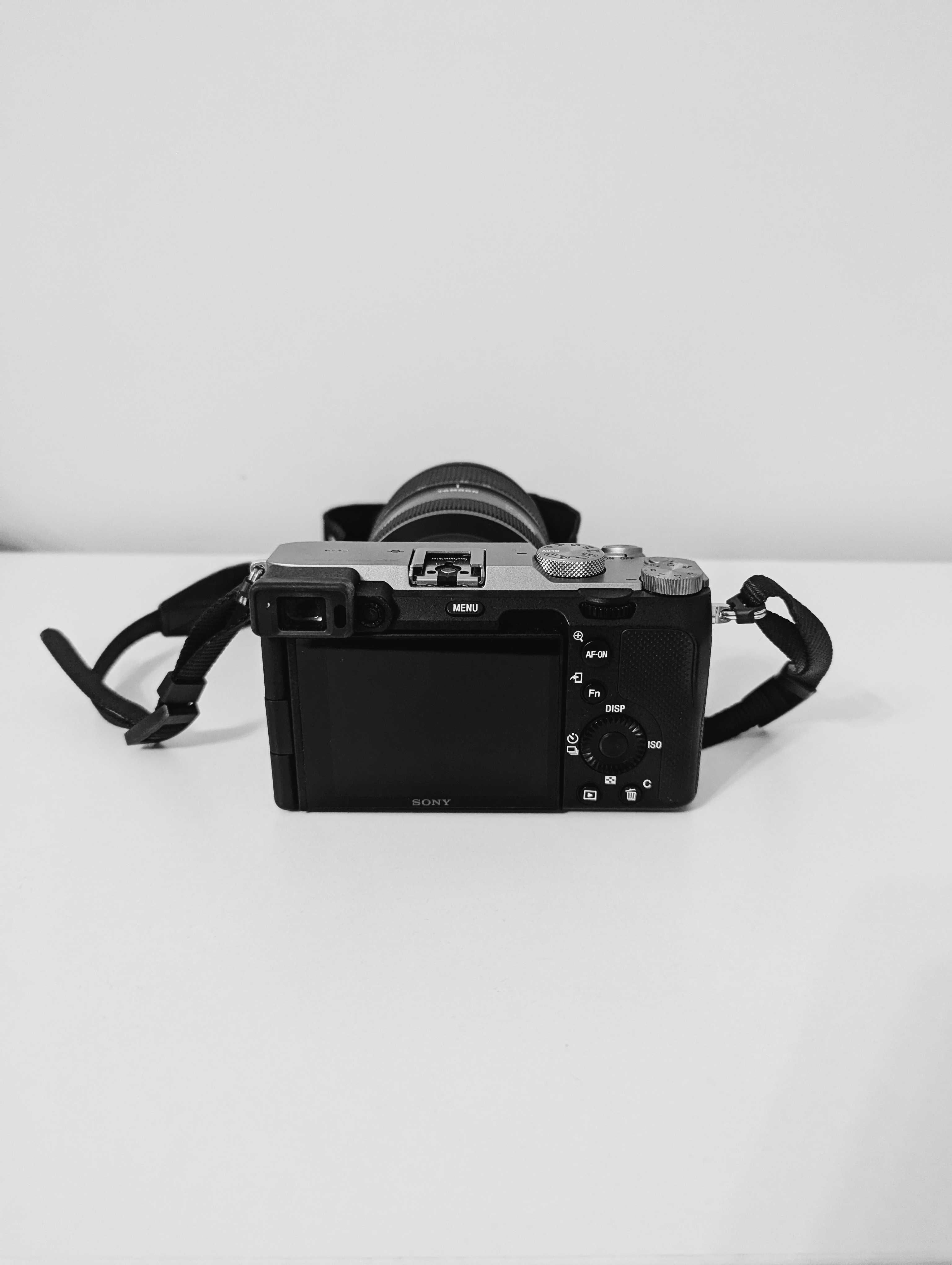 Sony A7C (I generacji) + Tamron 28-75mm F/2.8 Sony E – stan idealny