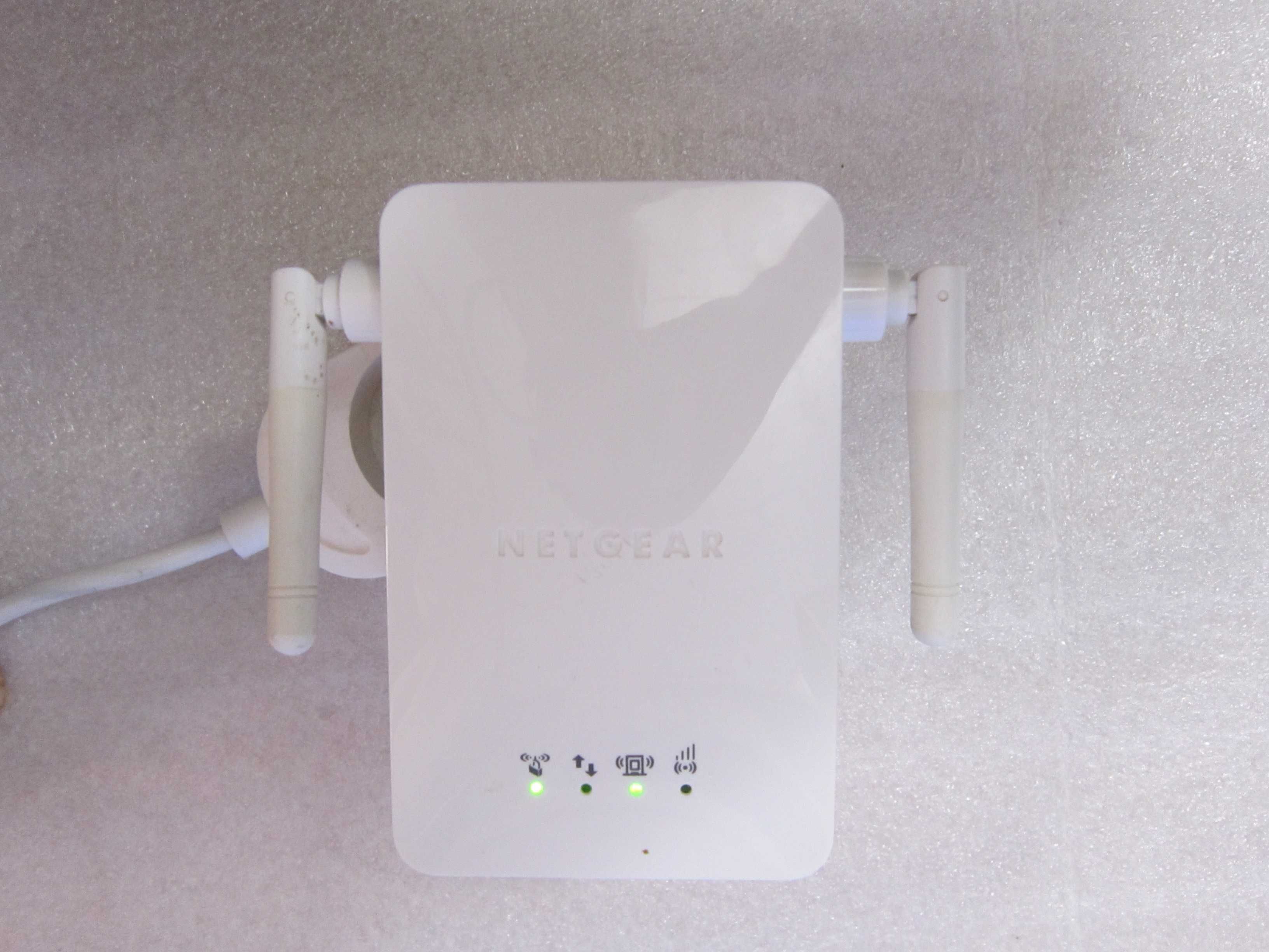 Wzmacniacz sygnału Wifi Netgear WN3000RP V1H1 Extender
